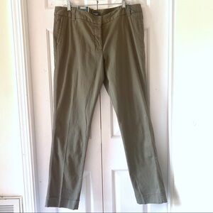 Bitten Sarah Jessica Parker Green Stretch Pants